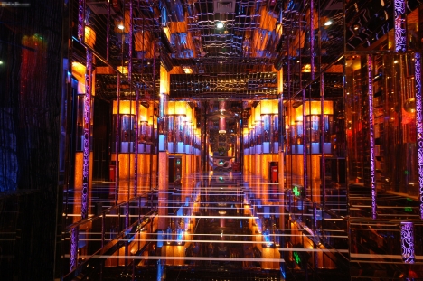 贵阳生意好坐台漂亮的商务KTV消费行情